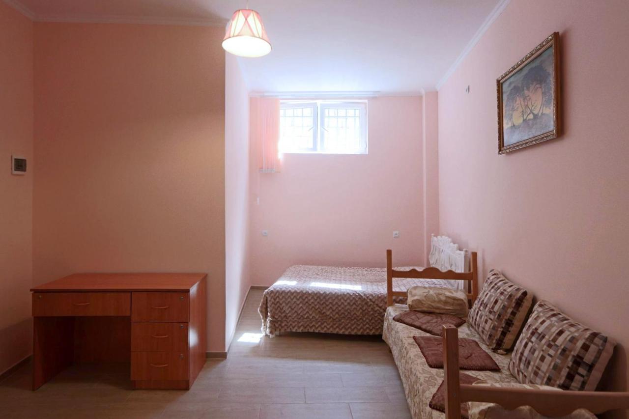 Garnim Guest House Erevan Exterior foto